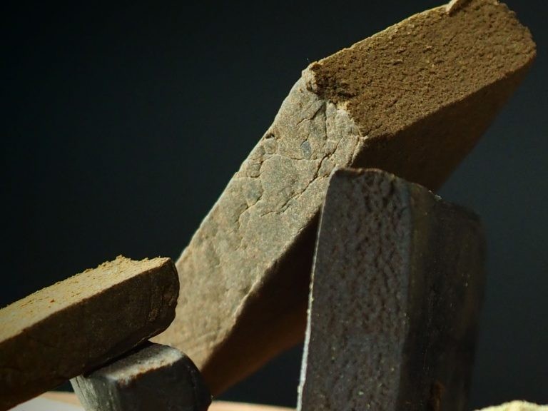 Résines et Moonrocks CBD